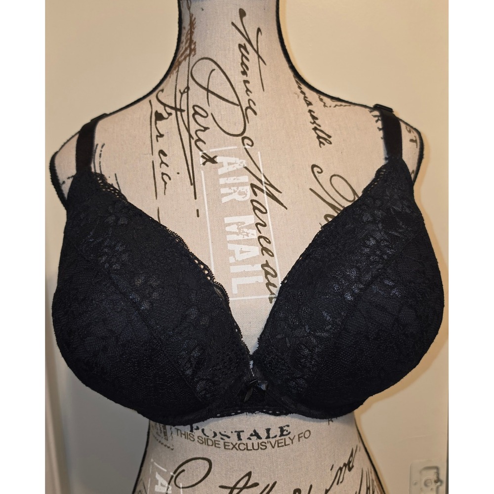 Torrid Curve Black Lace Push Up Bra 42DDD Underwire Floral Scalloped Trim
